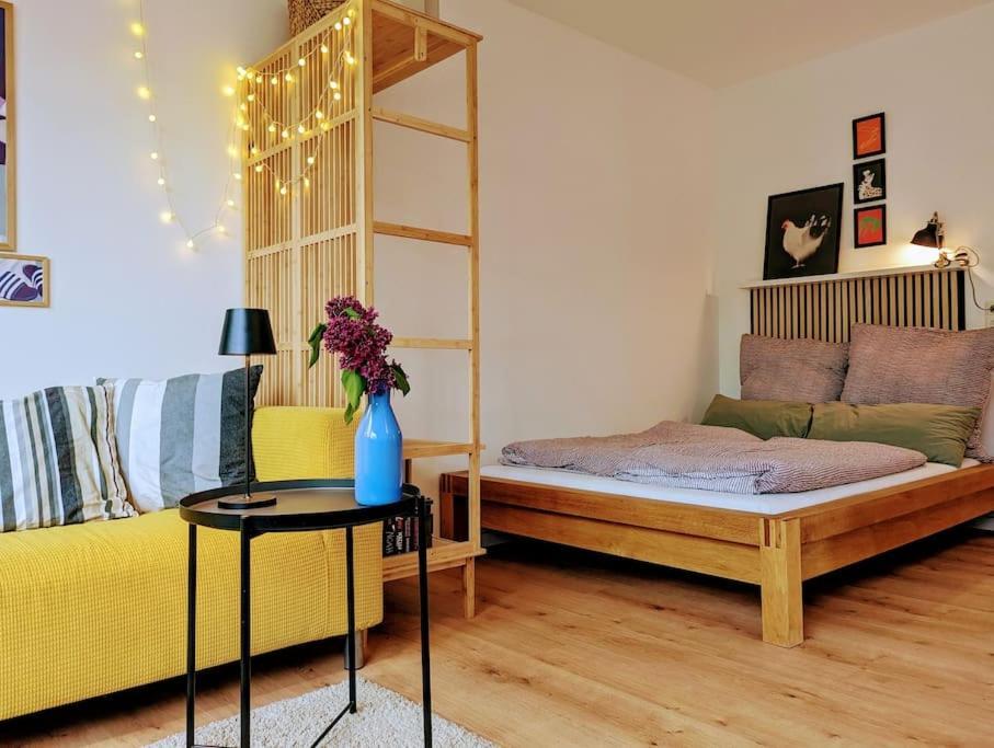 Apartment Mit Balkon In Hannover-Ahlem Eksteriør billede