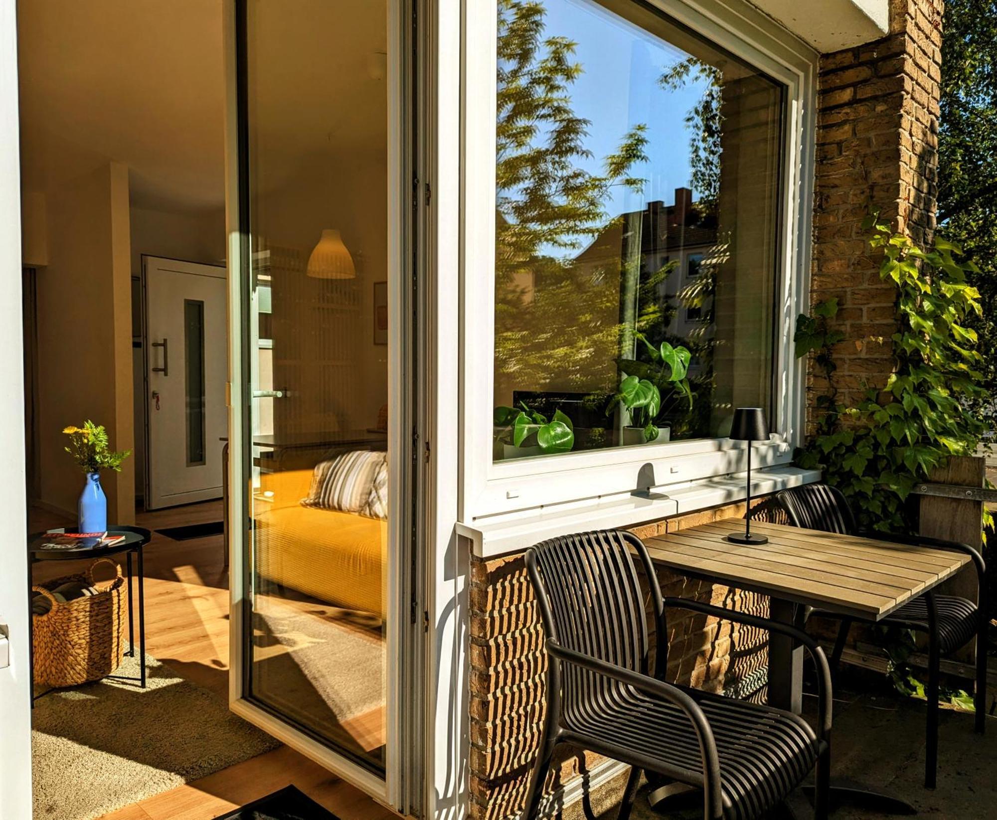 Apartment Mit Balkon In Hannover-Ahlem Eksteriør billede